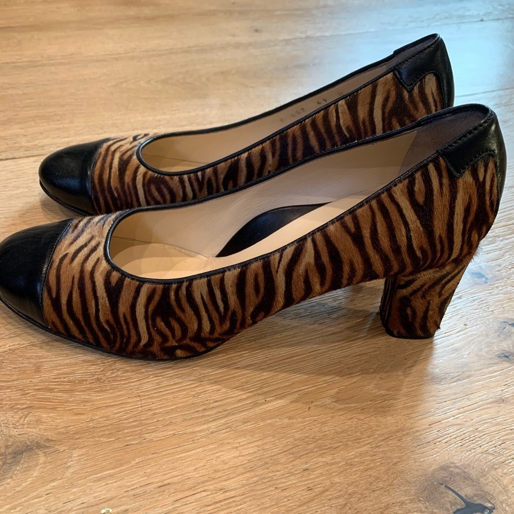 Taryn Rose Faux Fur Heels Size 10